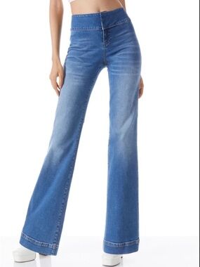 Alice + Olivia Olivia Jean in Best Intentions Wash Size 26